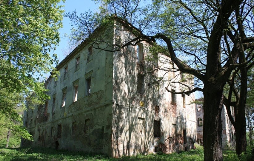 Ruiny Zamku w Chrzelicach, Chrzelice, Poland, Poland